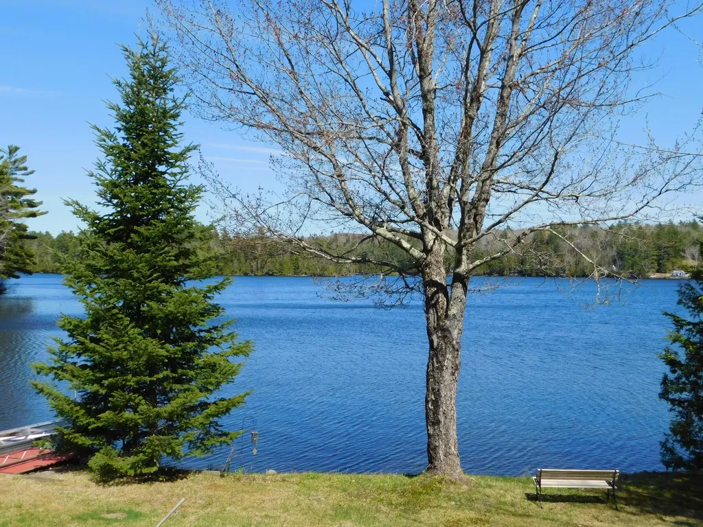 12 Moonlight Lane Hartland ME 04943
