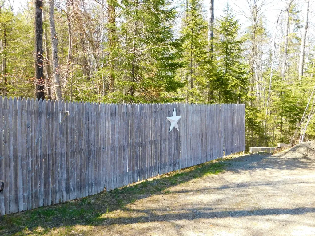 12 Moonlight Lane Hartland ME 04943