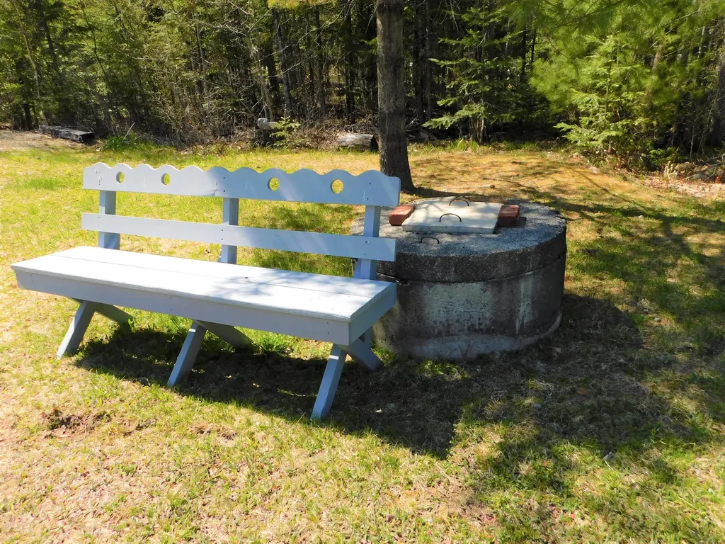 12 Moonlight Lane Hartland ME 04943