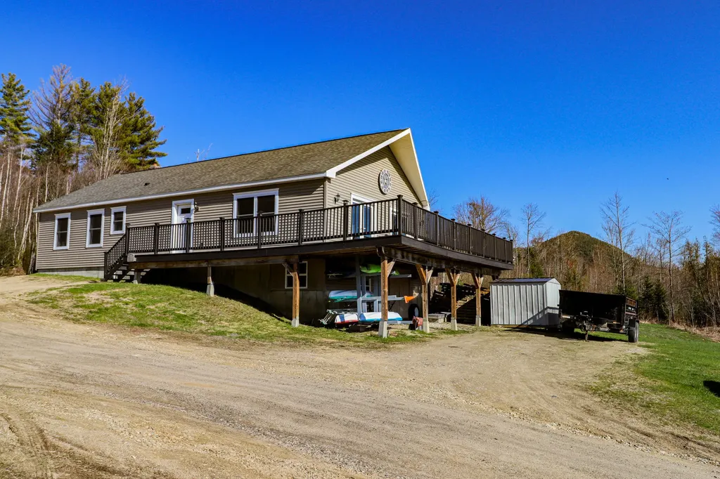 711 Weld Street Dixfield ME 04224