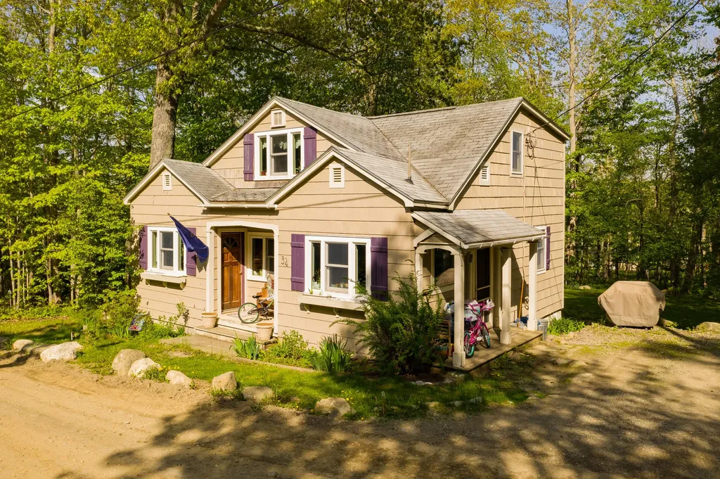 34 Main Street Northport ME 04849