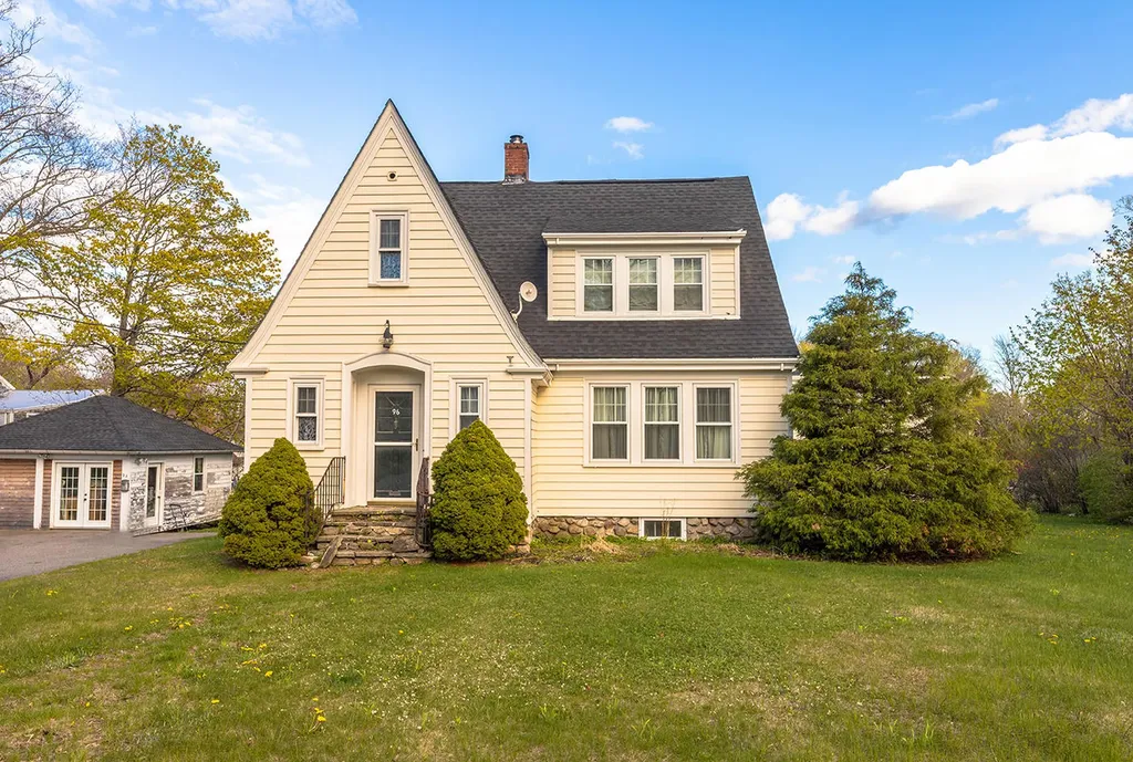 96 Elm Street Camden ME 04843