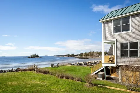 15 Stonehurst Lane Owls Head ME 04854