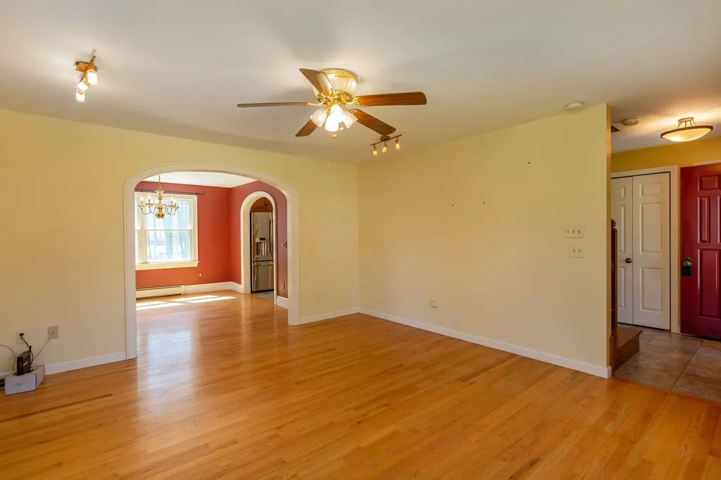 20 Cushnoc Lane Brunswick ME 04011