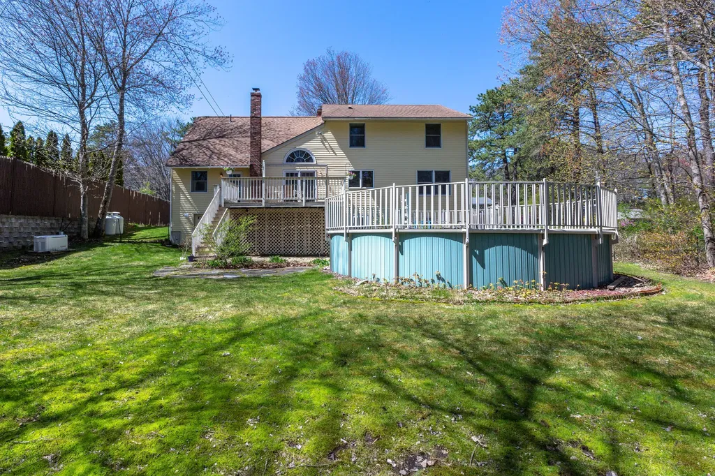 20 Cushnoc Lane Brunswick ME 04011