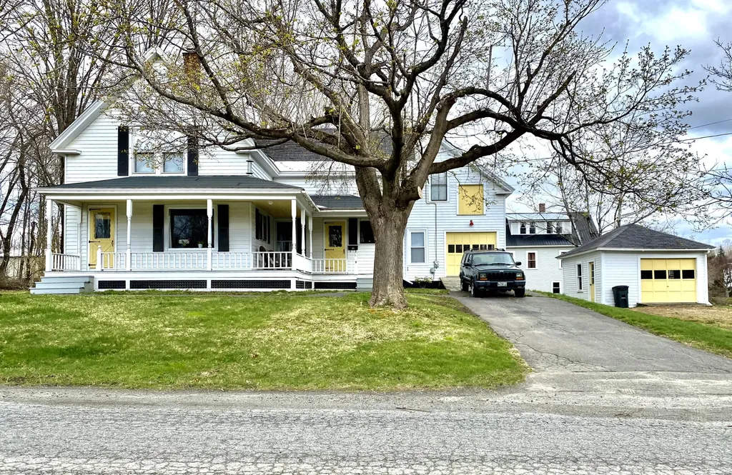 9 Union Street Dover-foxcroft ME 04426
