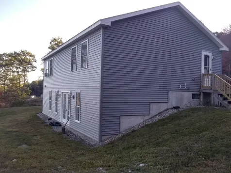 28 Sunny View Drive Oxford ME 04270