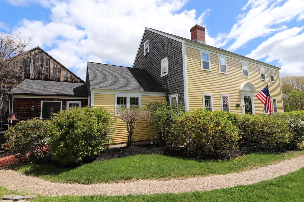 1740 State Road Eliot ME 03903