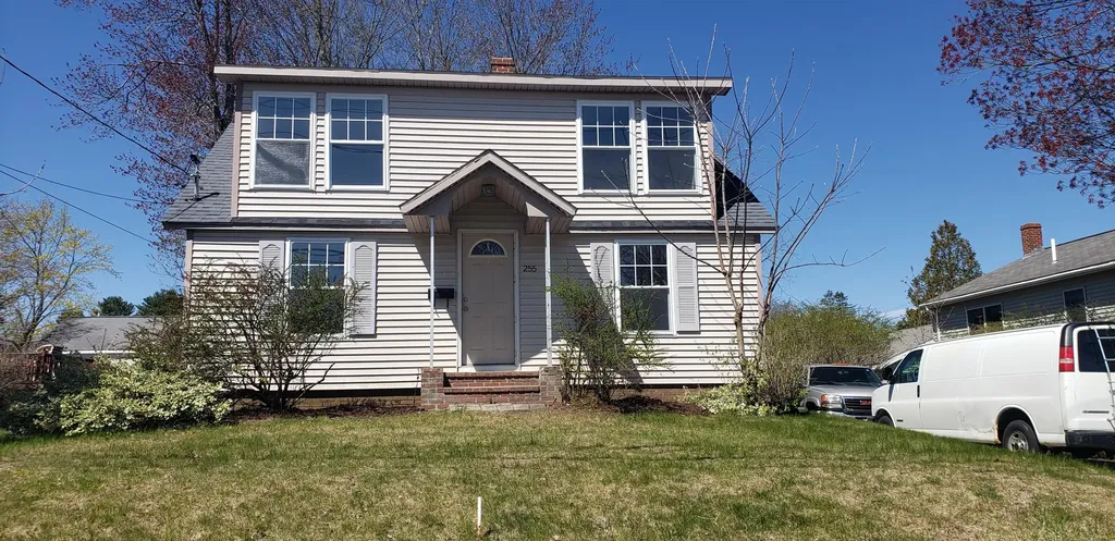 255 S Main Street Auburn ME 04210