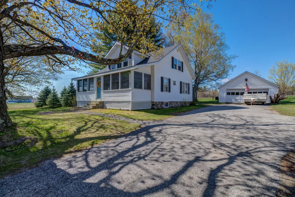 55 Ossipee Trail E Standish ME 04084