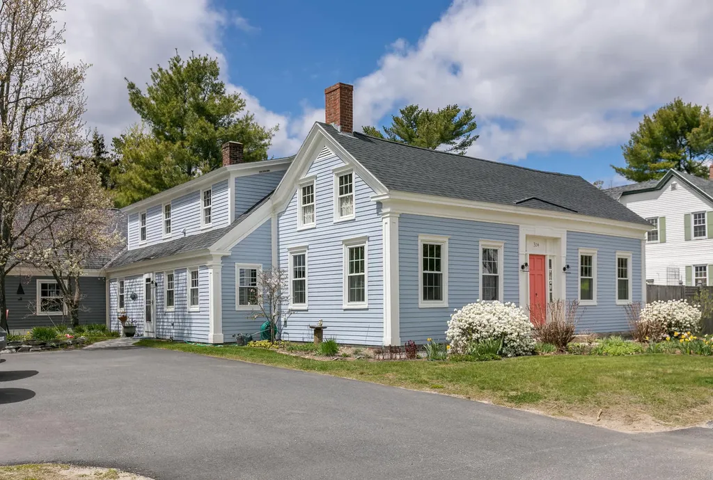 304 Maine Street Brunswick ME 04011