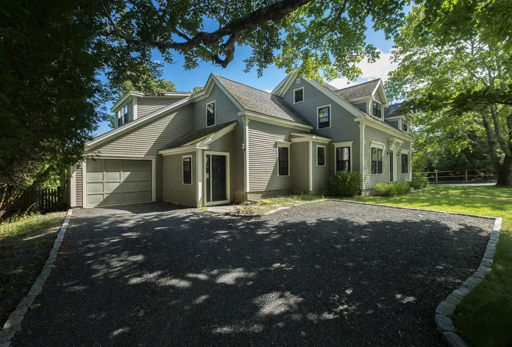 27 Spruce Street Rockport ME 04856