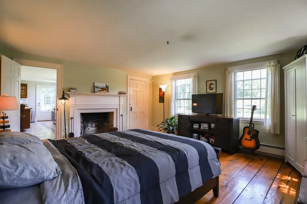 672 Ocean Avenue Portland ME 04103