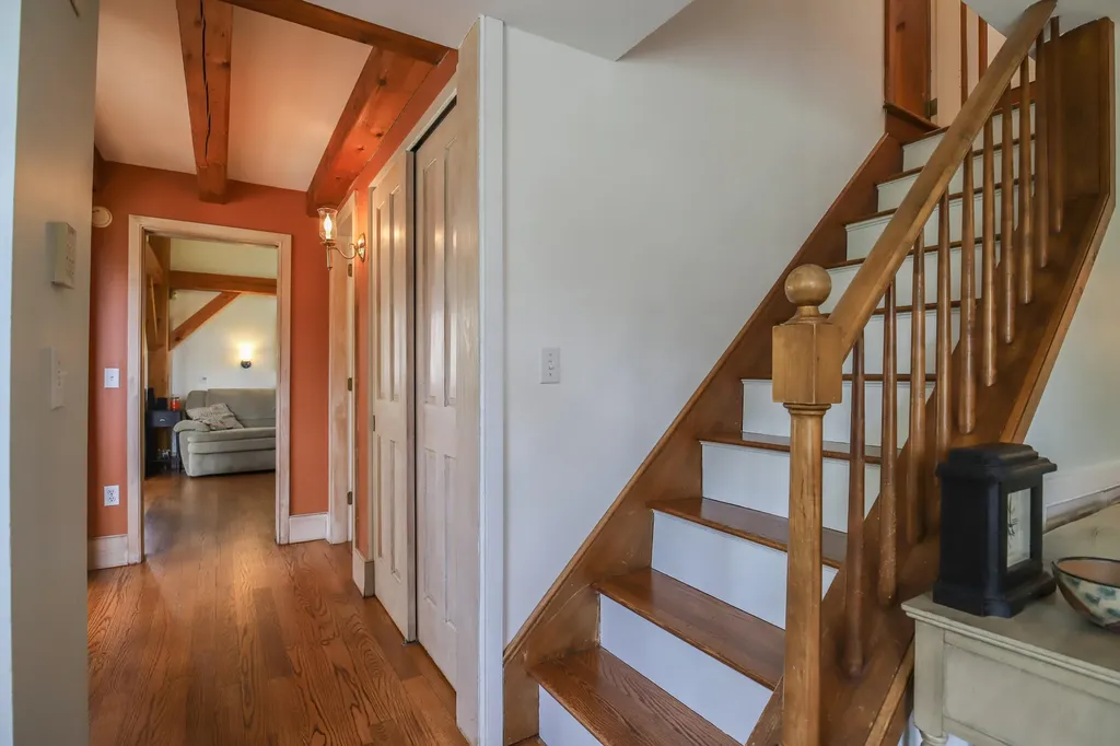 672 Ocean Avenue Portland ME 04103