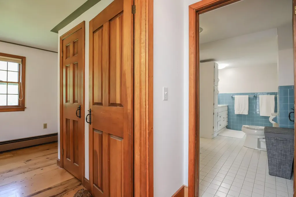 672 Ocean Avenue Portland ME 04103