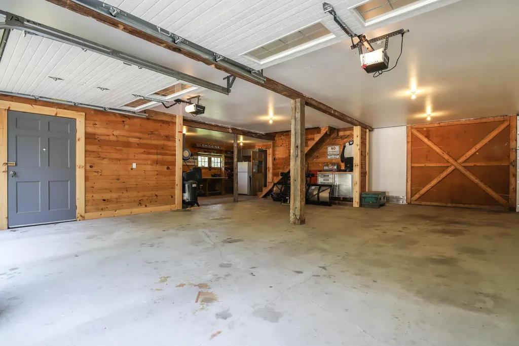 672 Ocean Avenue Portland ME 04103