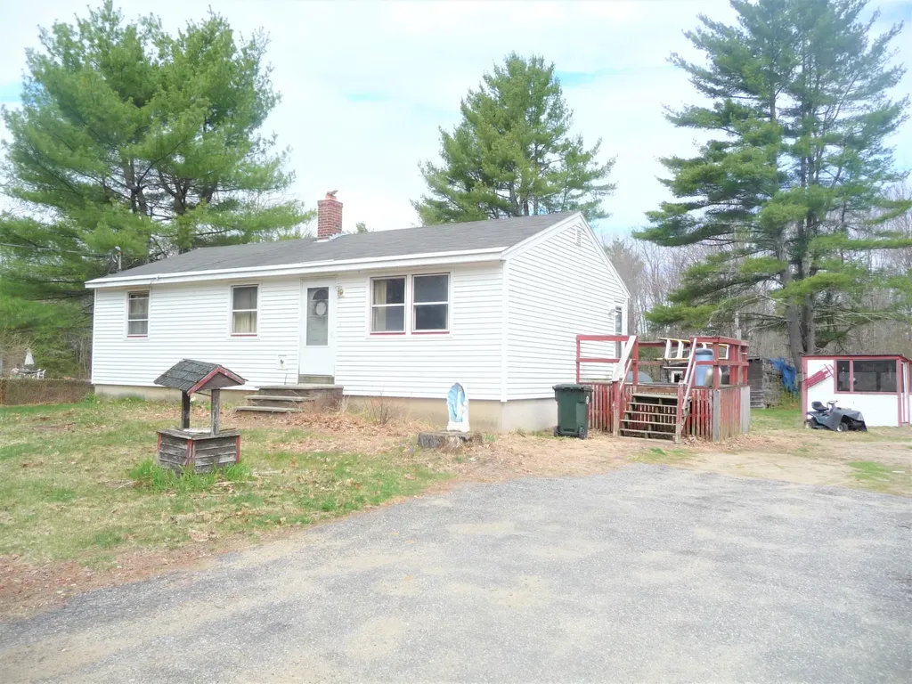 26 Mast Hill Road Saco ME 04072