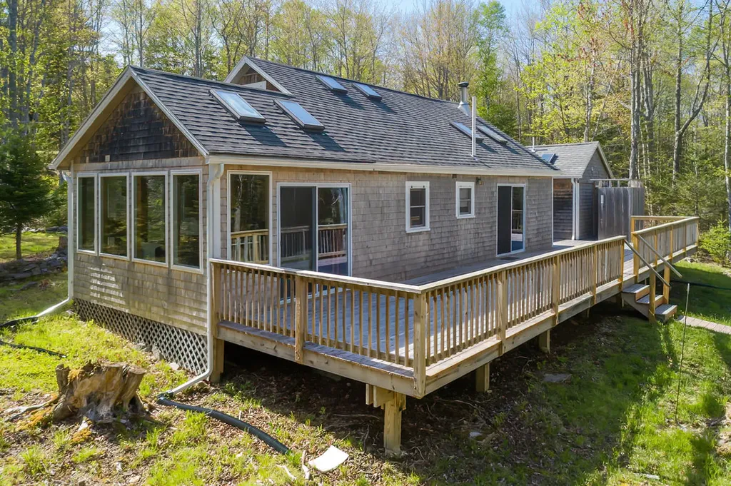 429 W Bay Road Gouldsboro ME 04607