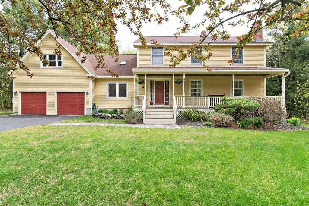 4 Springbrook Lane Scarborough ME 04074