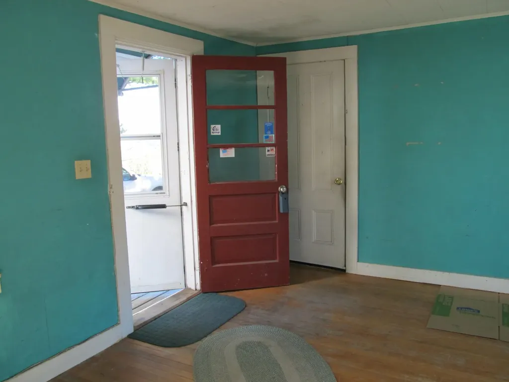 21 Church Street Winterport ME 04496