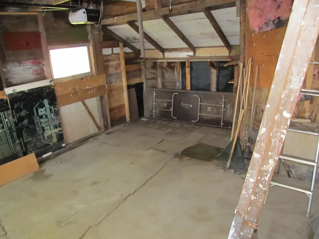 21 Church Street Winterport ME 04496