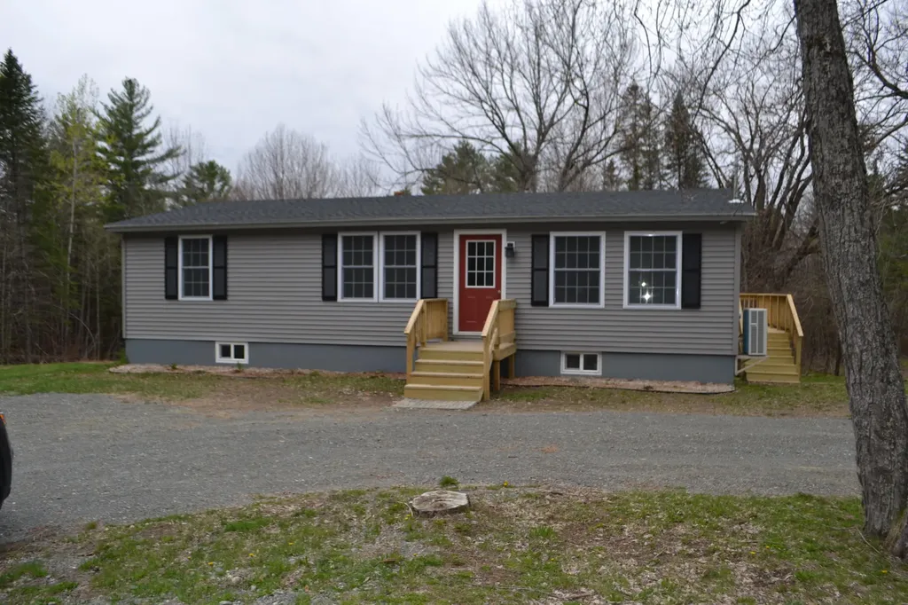 1757 State Highway 150 Parkman ME 04443
