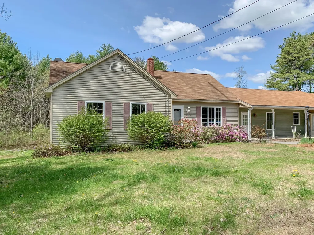 359 Simpson Road Buxton ME 04093