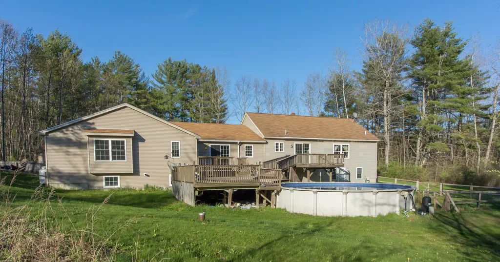 359 Simpson Road Buxton ME 04093