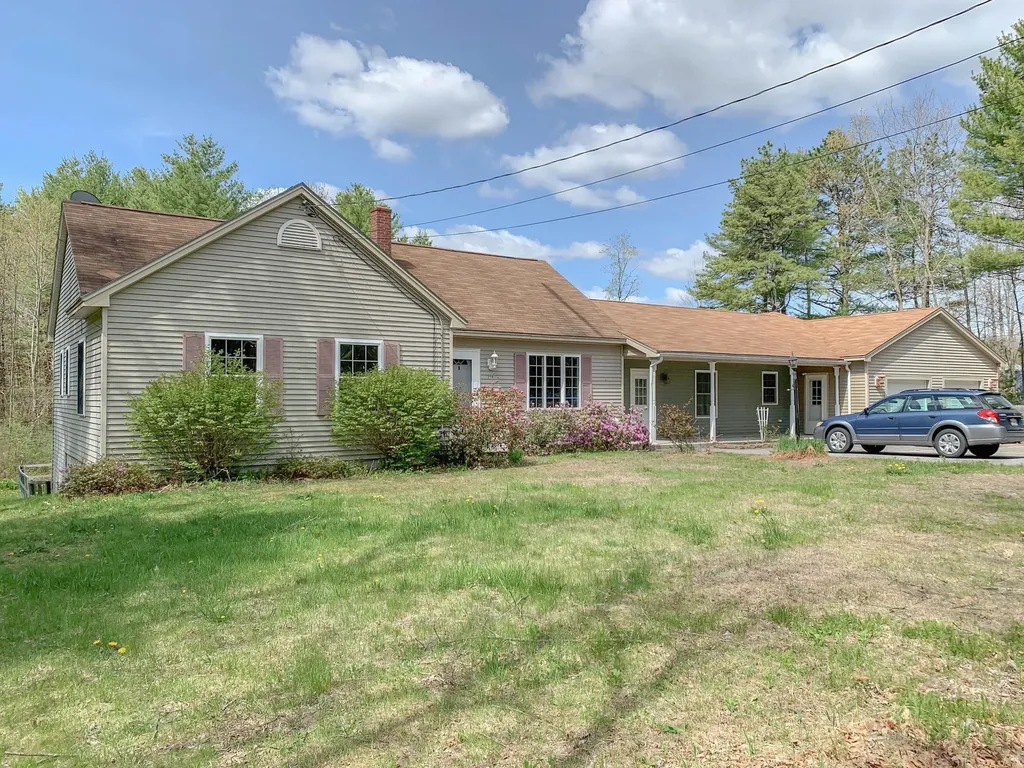 359 Simpson Road Buxton ME 04093
