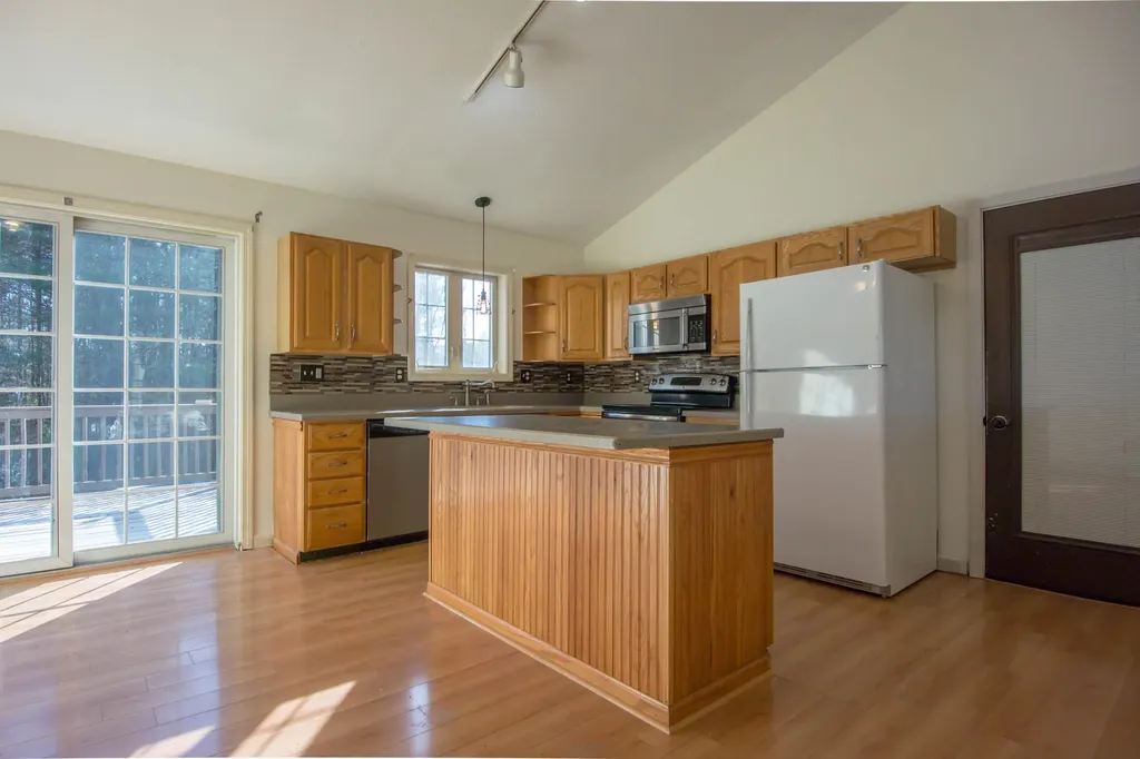 359 Simpson Road Buxton ME 04093