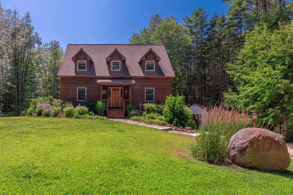 57 Leonard Lane Yarmouth ME 04096