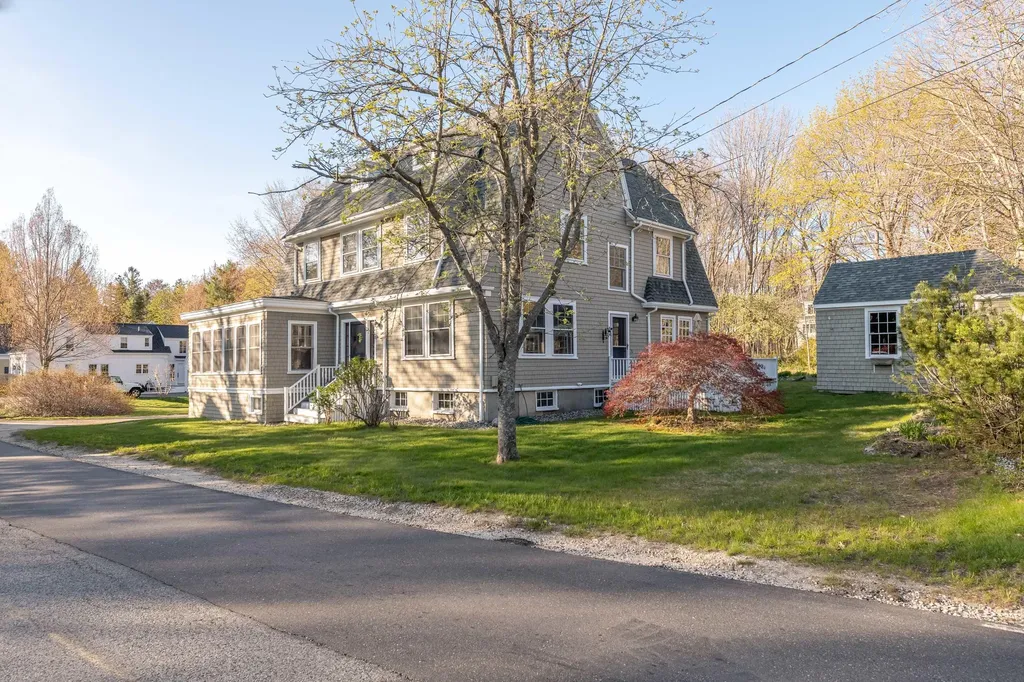 48 Maine Street Kennebunkport ME 04046