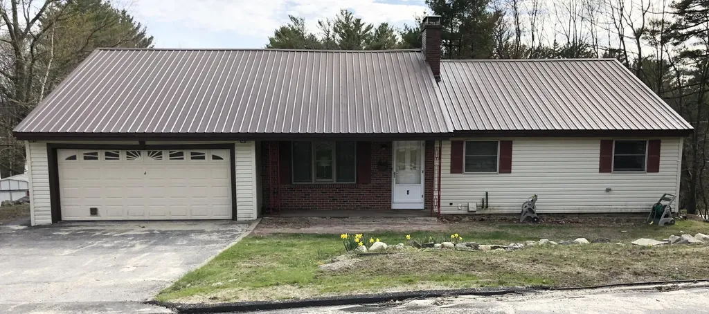 4 Bayberry Lane Lewiston ME 04240