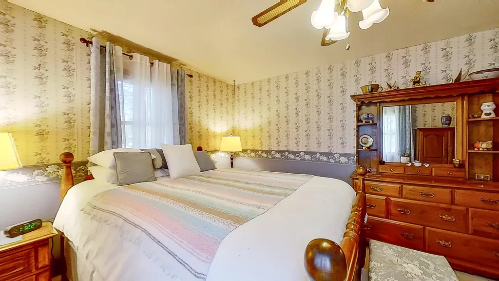 713 Gardiner Road Wiscasset ME 04578