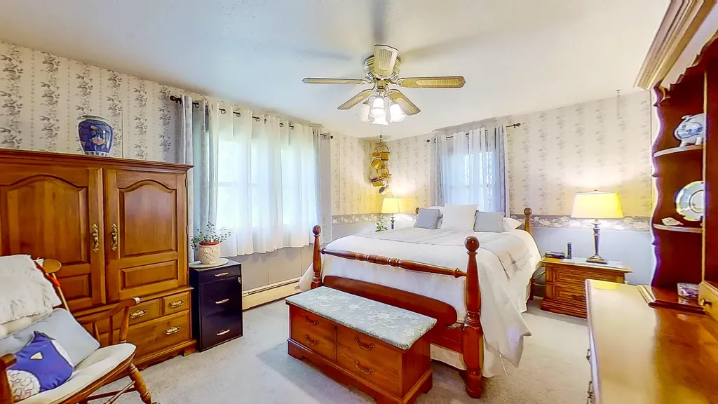 713 Gardiner Road Wiscasset ME 04578