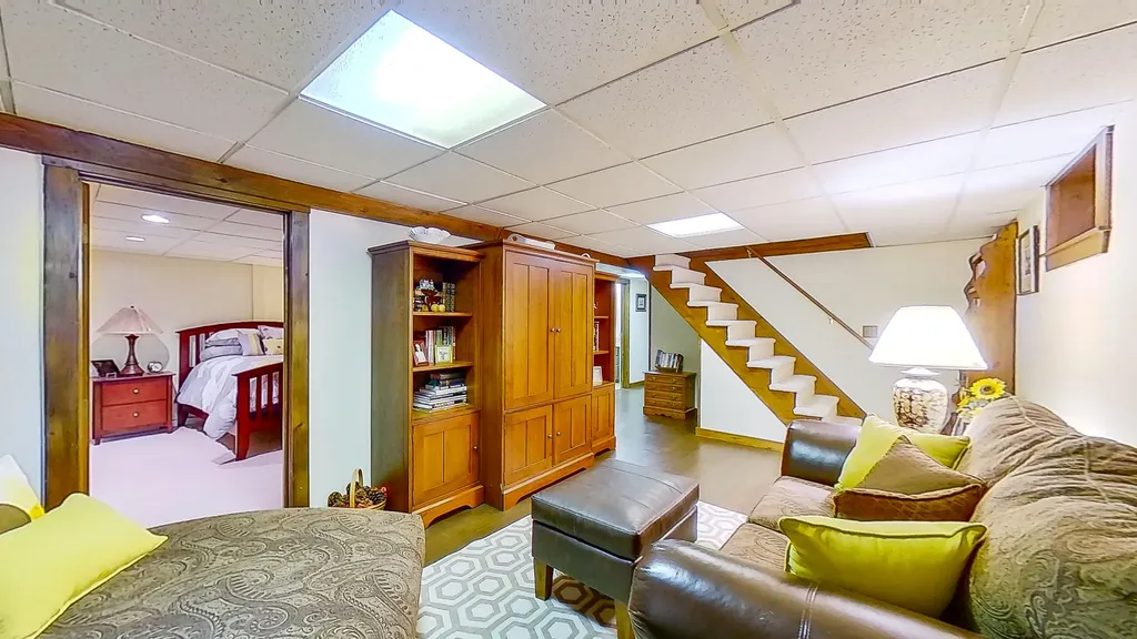 713 Gardiner Road Wiscasset ME 04578