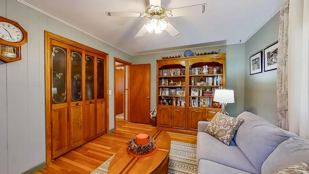 713 Gardiner Road Wiscasset ME 04578