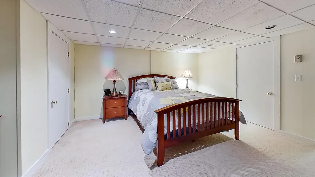 713 Gardiner Road Wiscasset ME 04578
