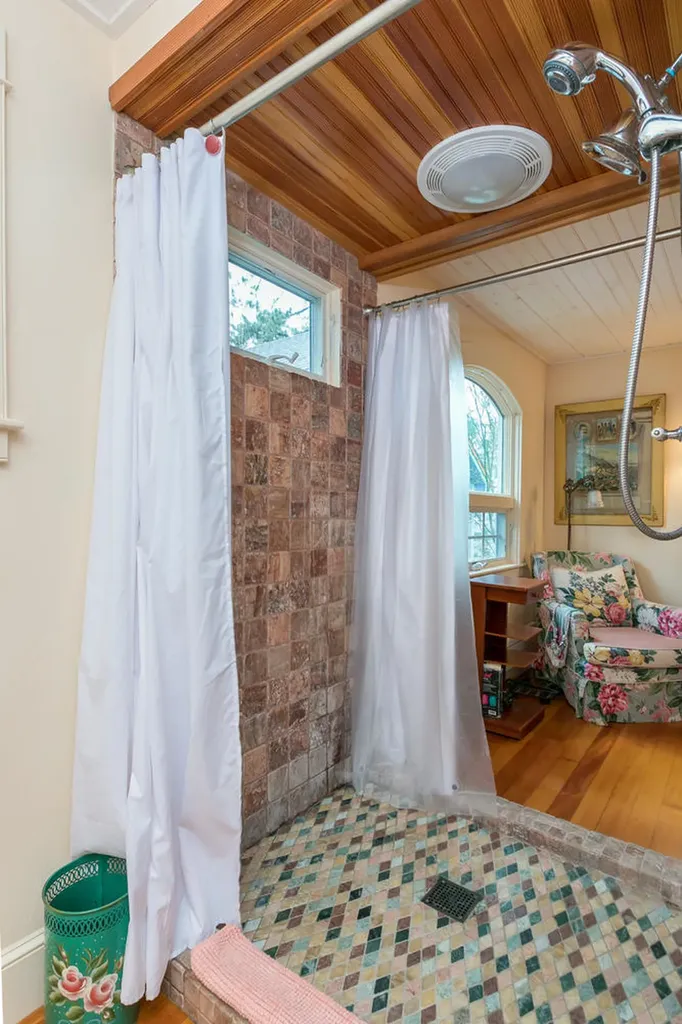 5 Shore Avenue Saco ME 04072