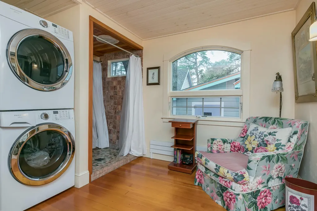 5 Shore Avenue Saco ME 04072