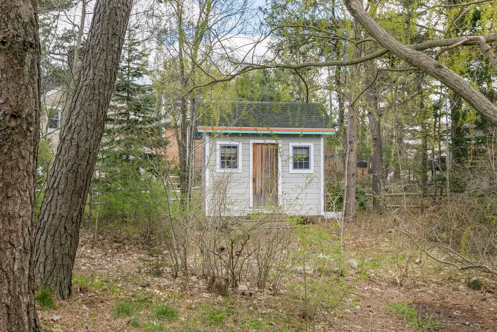 5 Shore Avenue Saco ME 04072