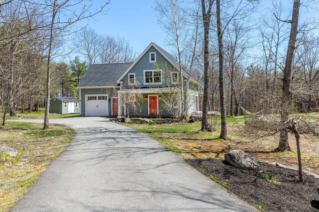 25 Harrison Lane Wiscasset ME 04578