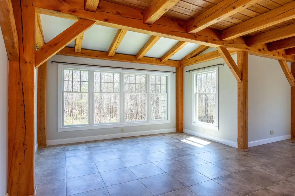 25 Harrison Lane Wiscasset ME 04578