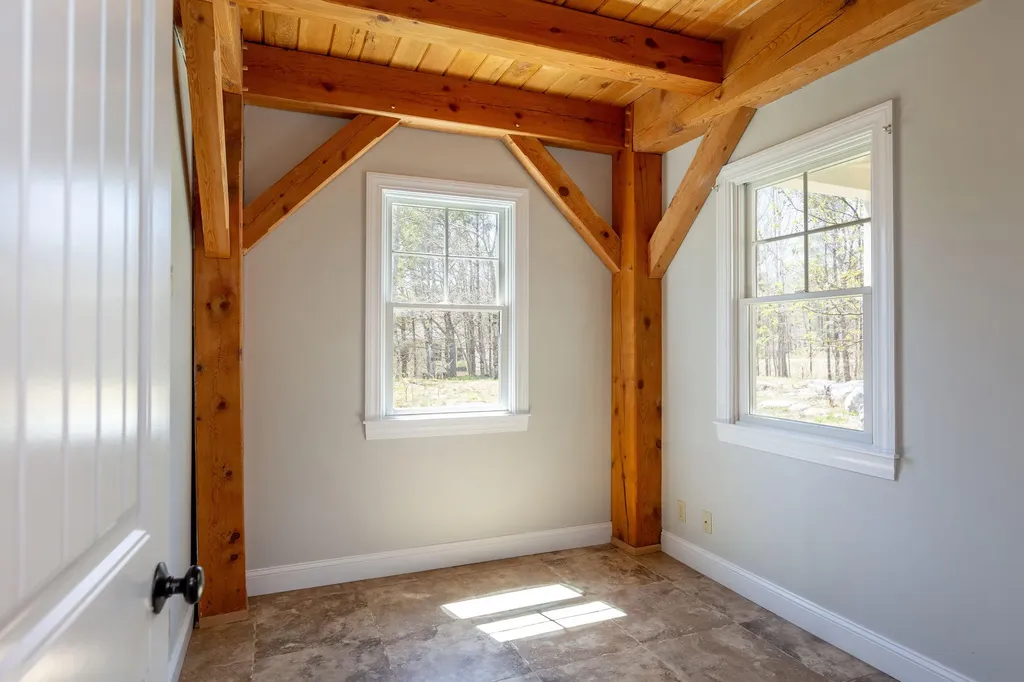 25 Harrison Lane Wiscasset ME 04578