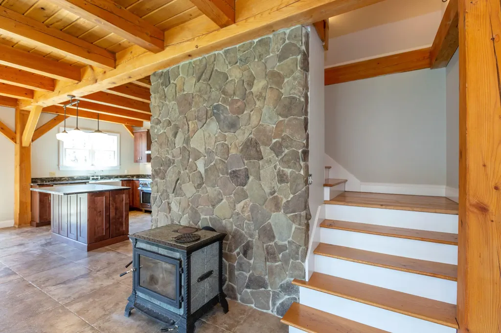25 Harrison Lane Wiscasset ME 04578