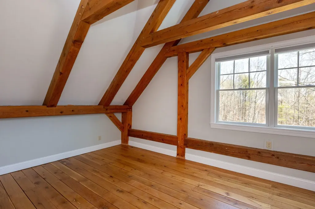 25 Harrison Lane Wiscasset ME 04578