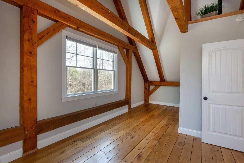 25 Harrison Lane Wiscasset ME 04578