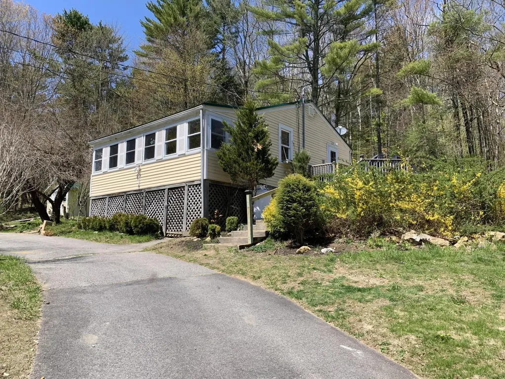 71 Falmouth Road Windham ME 04062