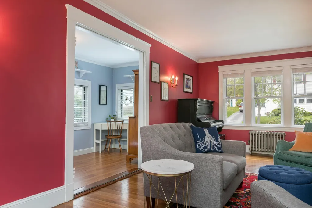34 Chamberlain Avenue Portland ME 04101