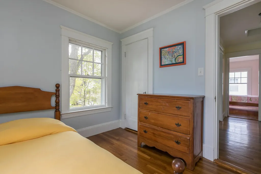 34 Chamberlain Avenue Portland ME 04101